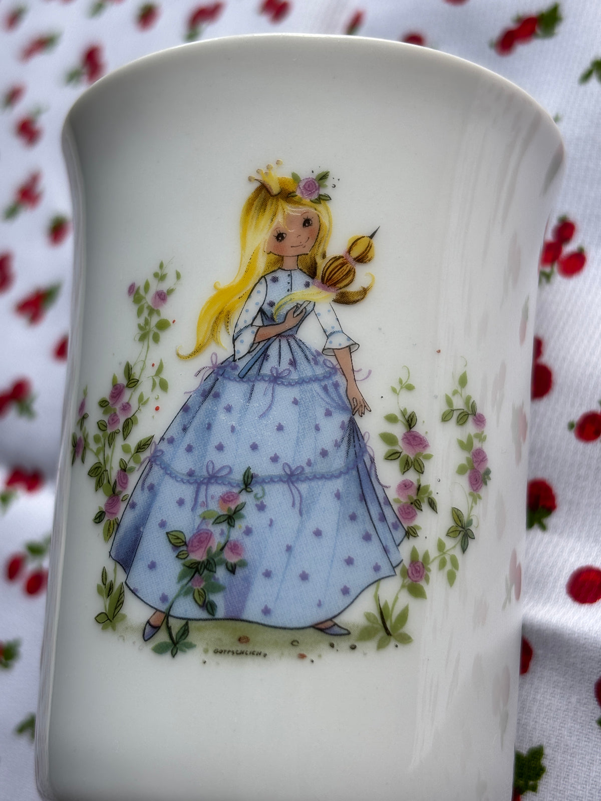 Gobelet en porcelaine Petite Princesse
